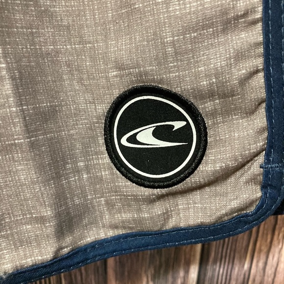 ONEILL Board Swim Surf Trunks - Blue/White/Tan Striped - Men’s Size 33 - Picture 4 of 6